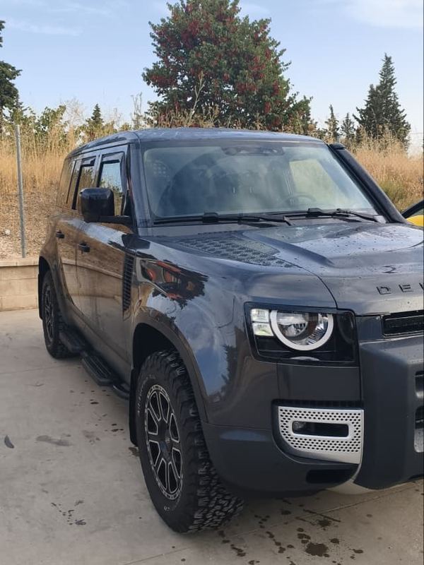 Land Rover Defender lavado